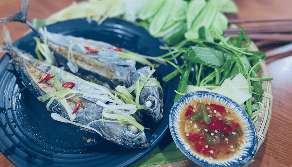 Cá ồ cuốn bánh tráng Quy Nhơn, Bình Định